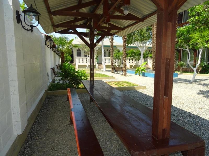 Бунгало Мини Отель, Пицунда , Лдзаа Exterior photo